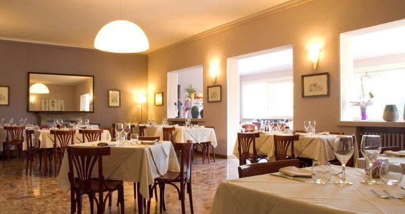 Locanda Della Pieve Tizzano Val Parma Екстериор снимка