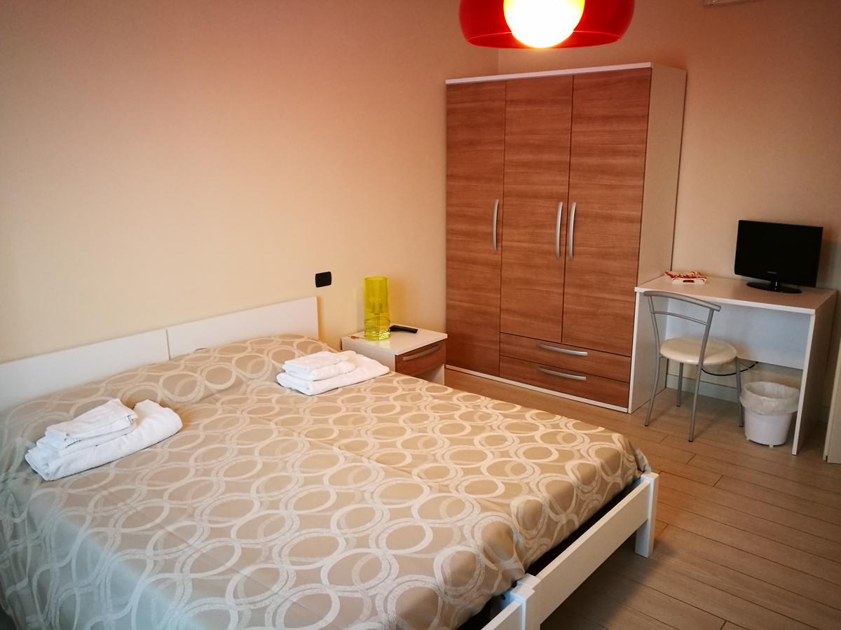 Locanda Della Pieve Tizzano Val Parma Екстериор снимка