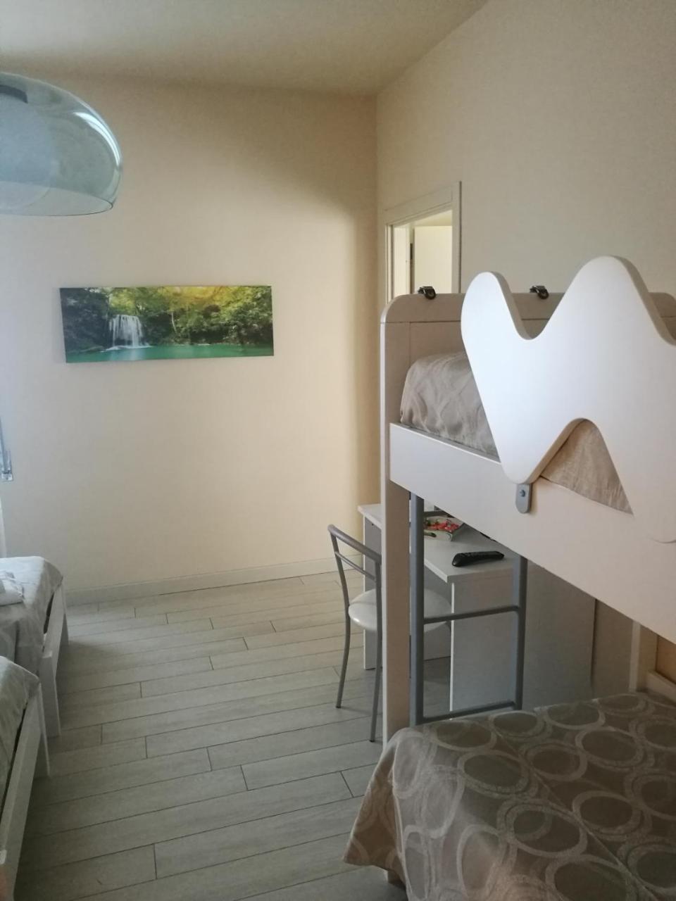 Locanda Della Pieve Tizzano Val Parma Екстериор снимка